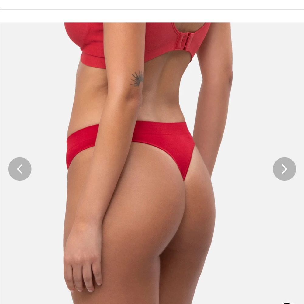 Women’s 3-pack, Thong * *Brand New* never opened*